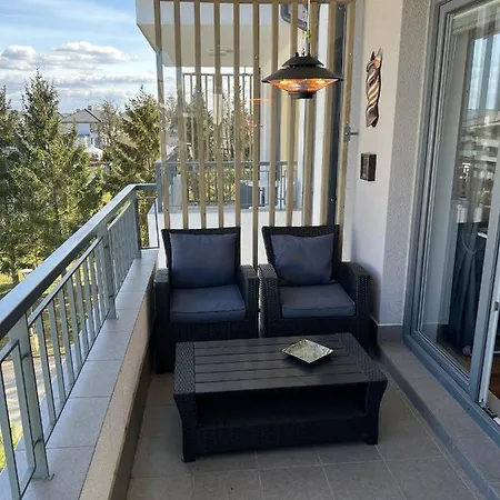 Celebryta - Apartament Apartment Ustronie Morskie